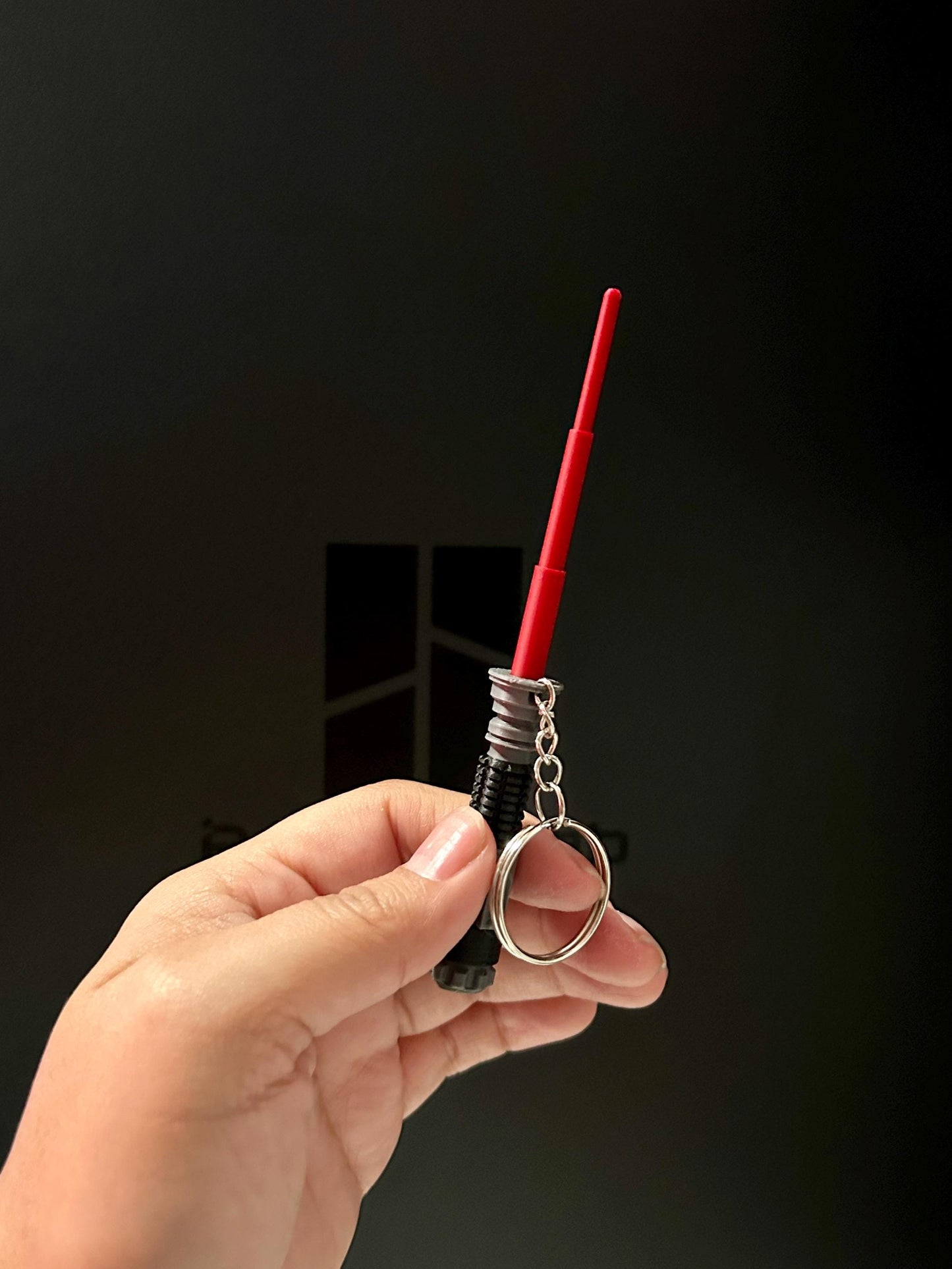 3D Printed Lightsaber Keychain: Retractable Blade