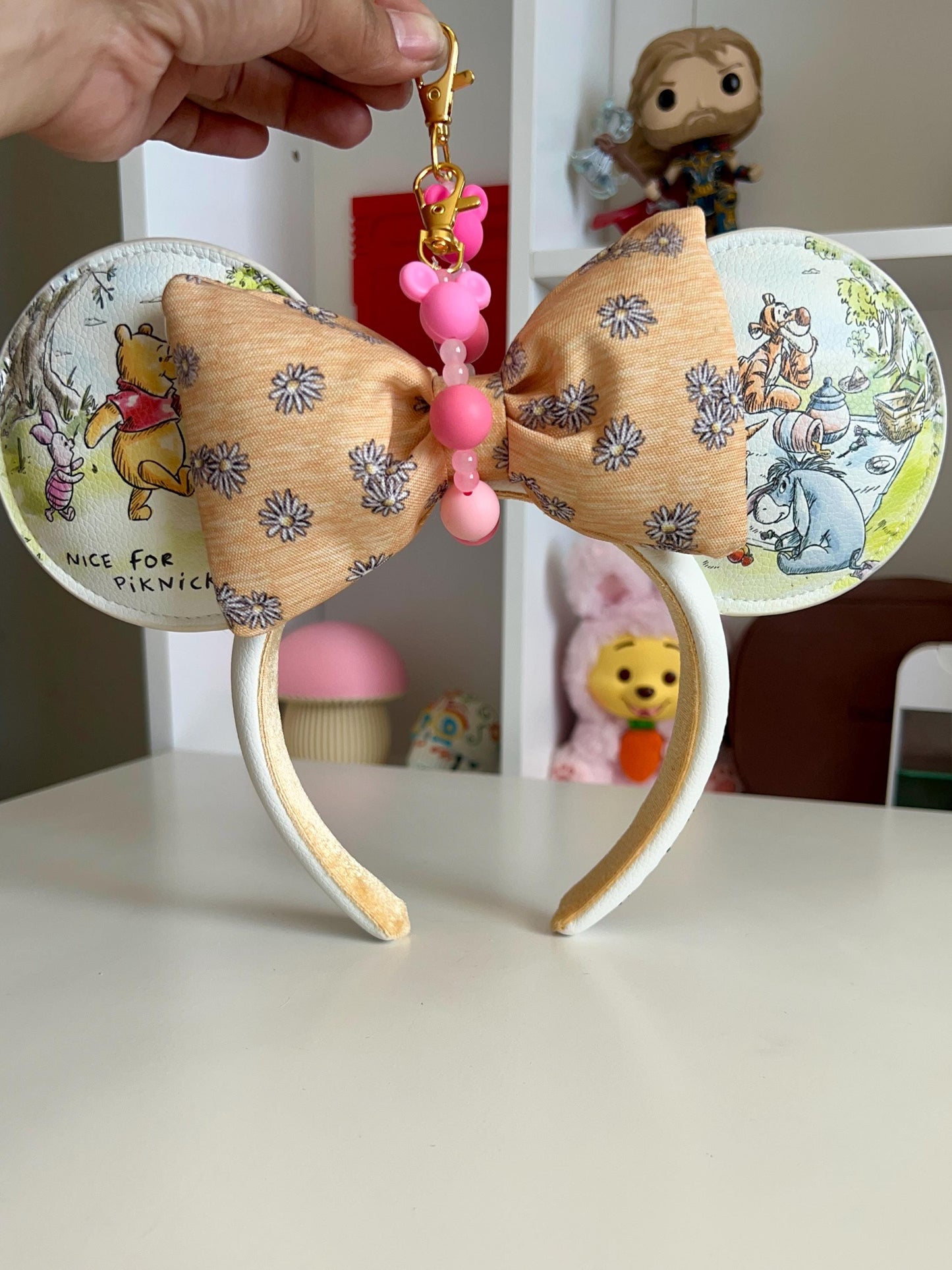 Ear Holder Keychain – With Bow