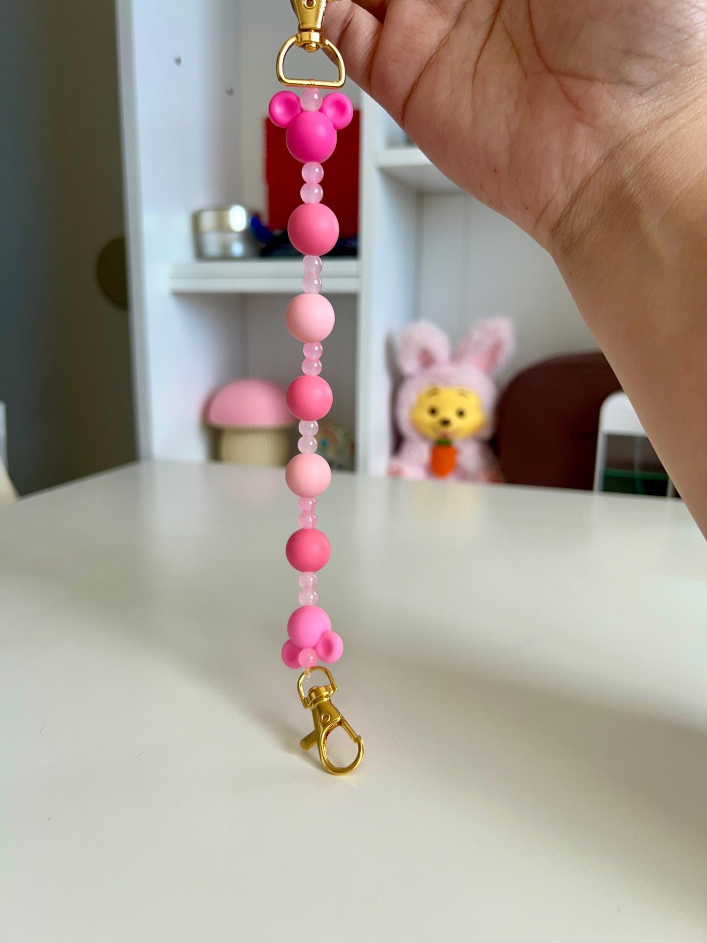 Ear Holder Keychain – With Bow