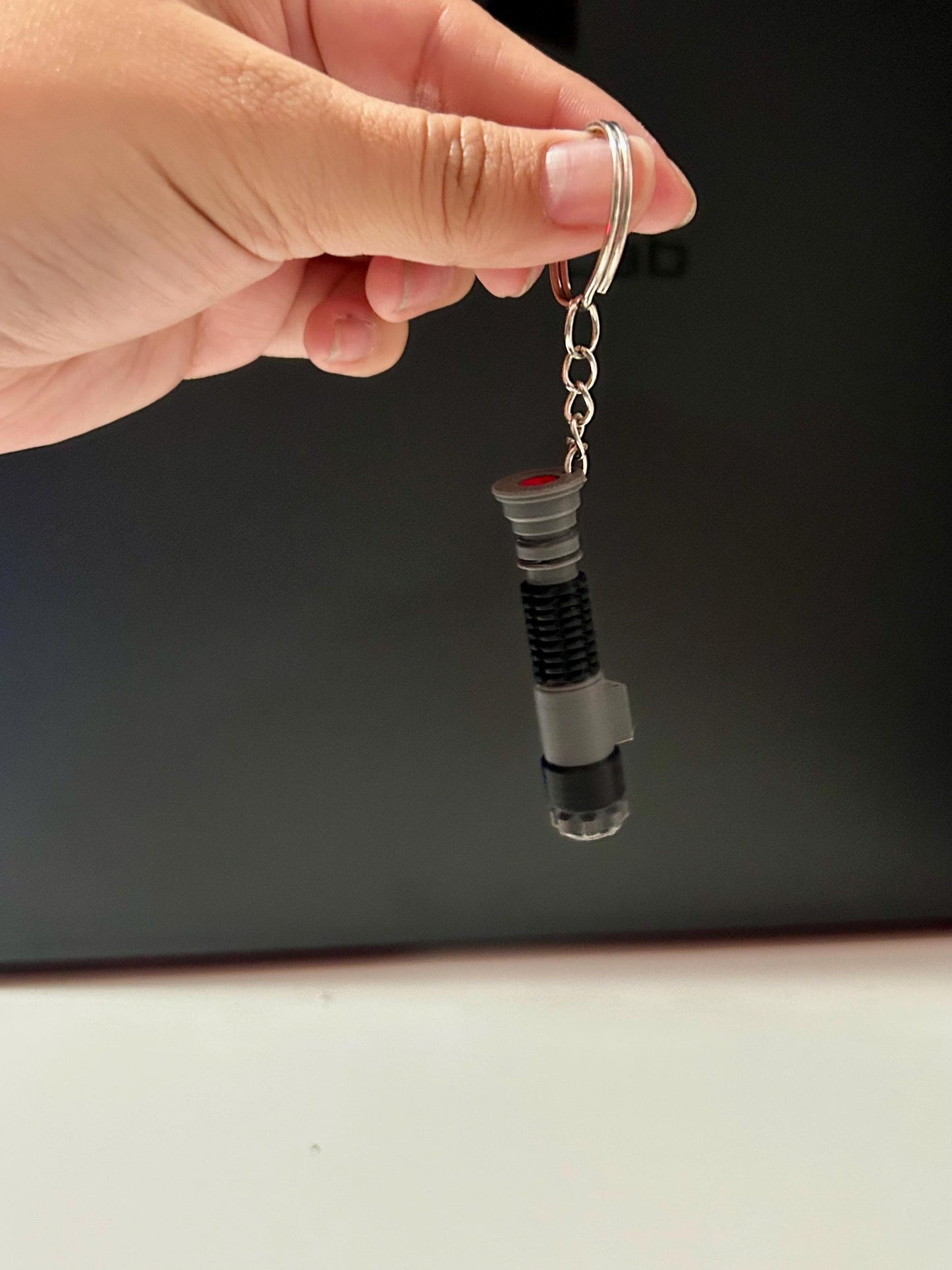 3D Printed Lightsaber Keychain: Retractable Blade