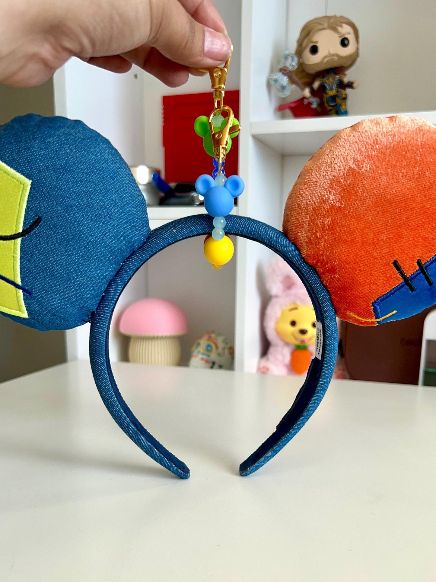 Ear Holder Keychain – WIthout Bow